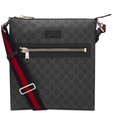 gucci supreme messenger bag